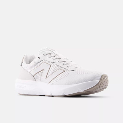 Men's Wide Fit New Balance Dynasoft UA800B Running Trainers