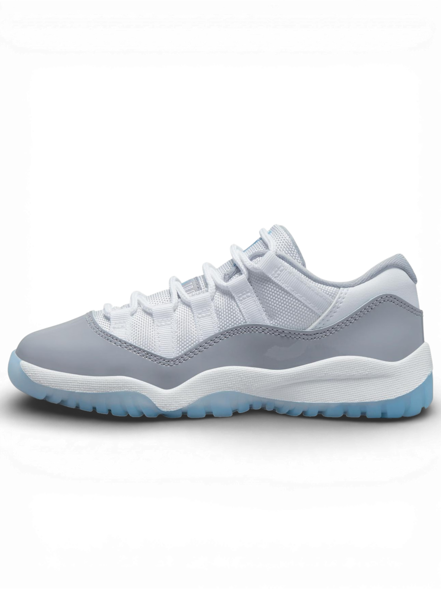 Jordan 11 Retro Low Cement Grey