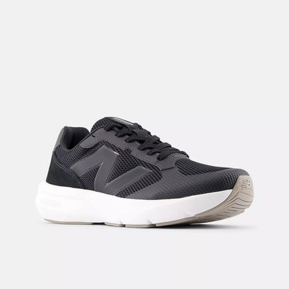 Men's Wide Fit New Balance Dynasoft UA800B Running Trainers